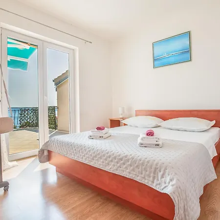 2 X Floor Modern Family Stanici